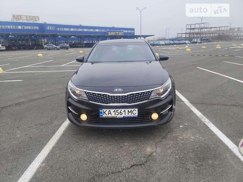 Седан Kia K5 2015 в Киеве