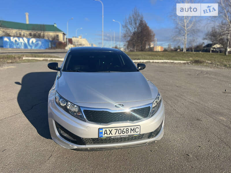 Седан Kia K5 2012 в Харкові