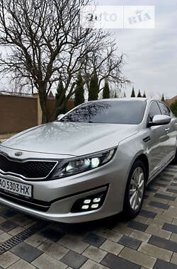 Седан Kia K5 2014 в Калуші