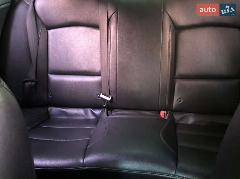 Седан Kia K5 2014 в Каменец-Подольском