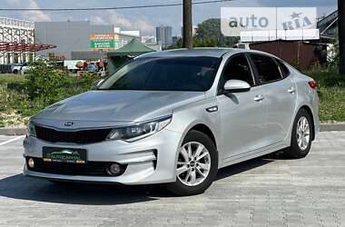 Седан Kia K5 2016 в Києві