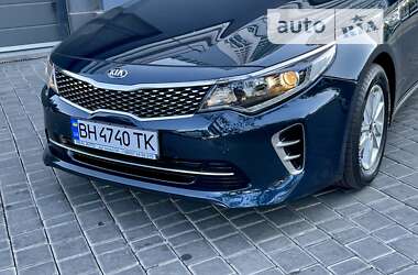 Седан Kia K5 2017 в Одесі