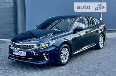 Седан Kia K5 2017 в Одесі