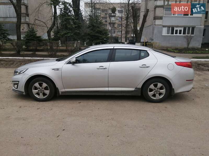 Седан Kia K5 2015 в Харькове