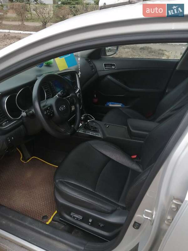Седан Kia K5 2015 в Харькове