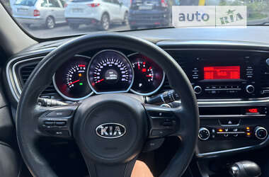 Седан Kia K5 2015 в Киеве