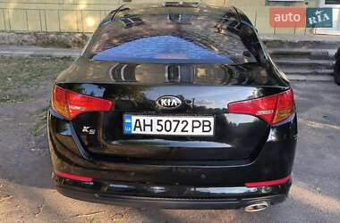 Седан Kia K5 2013 в Баштанке