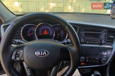 Седан Kia K5 2013 в Баштанке