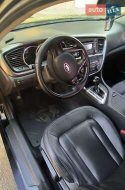 Седан Kia K5 2013 в Баштанке