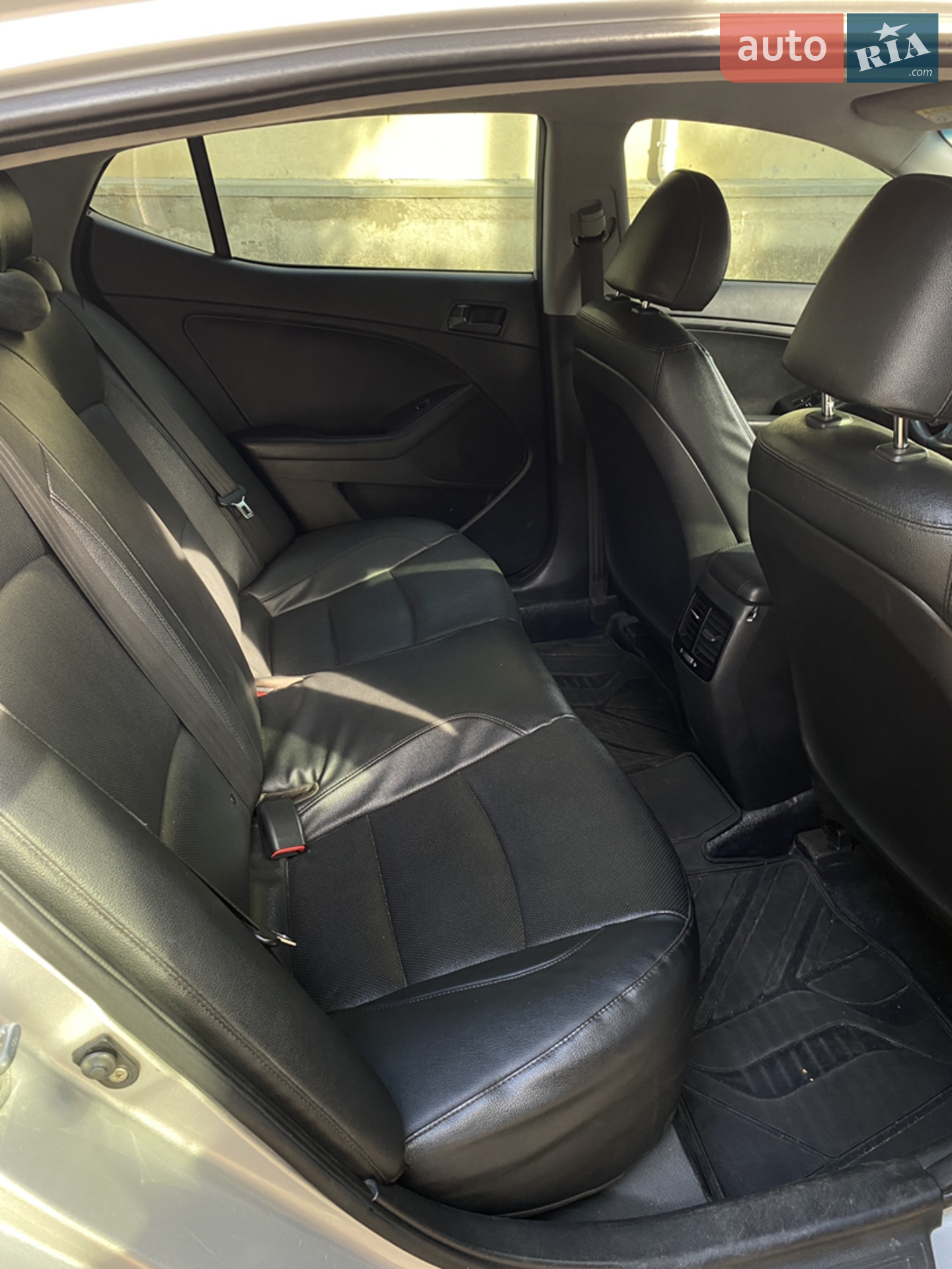 2014 Kia K5 - мініатюра 13