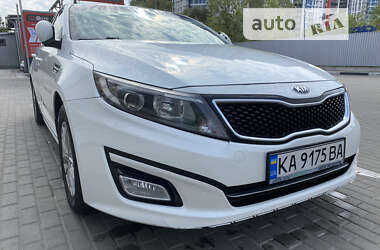 Седан Kia K5 2014 в Києві