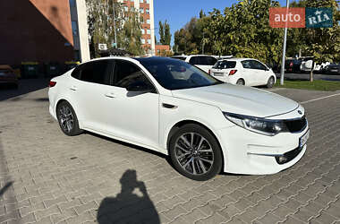 Седан Kia K5 2016 в Одесі