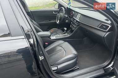 Седан Kia K5 2016 в 