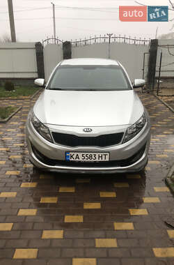 Седан Kia K5 2012 в Кагарлику