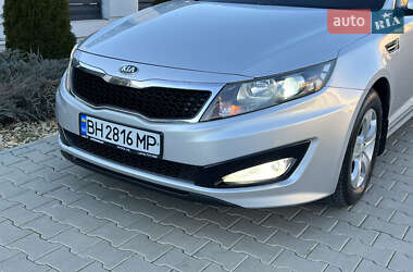 Седан Kia K5 2012 в Одесі