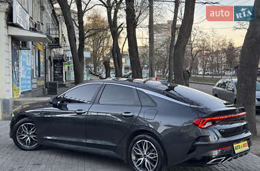 Седан Kia K5 2019 в 