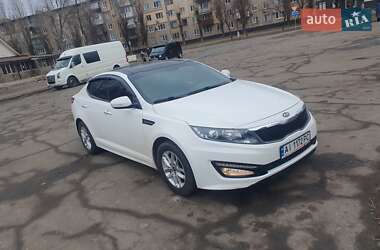 Седан Kia K5 2012 в Кривом Роге