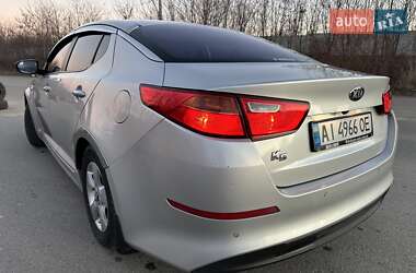 Седан Kia K5 2014 в Киеве