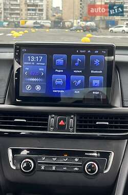 Седан Kia K5 2015 в 