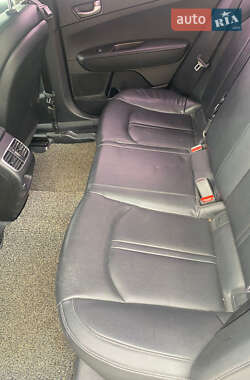 Седан Kia K5 2015 в 