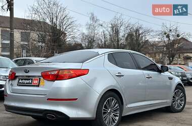 Седан Kia K5 2014 в Виннице