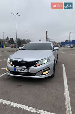 Седан Kia K5 2013 в 