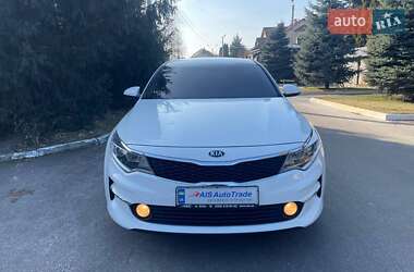 Седан Kia K5 2016 в Києві