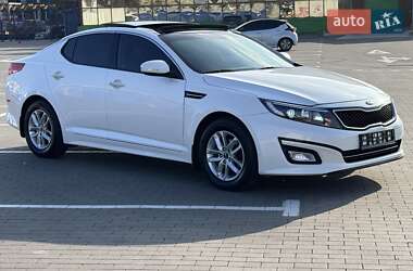 Седан Kia K5 2014 в Одессе