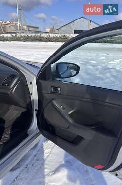 Седан Kia K5 2014 в 