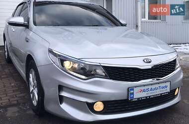 Седан Kia K5 2017 в Києві