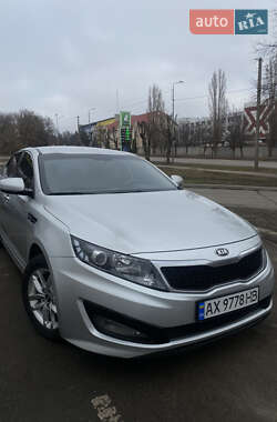 Седан Kia K5 2013 в Харькове