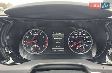 Седан Kia K5 2020 в 