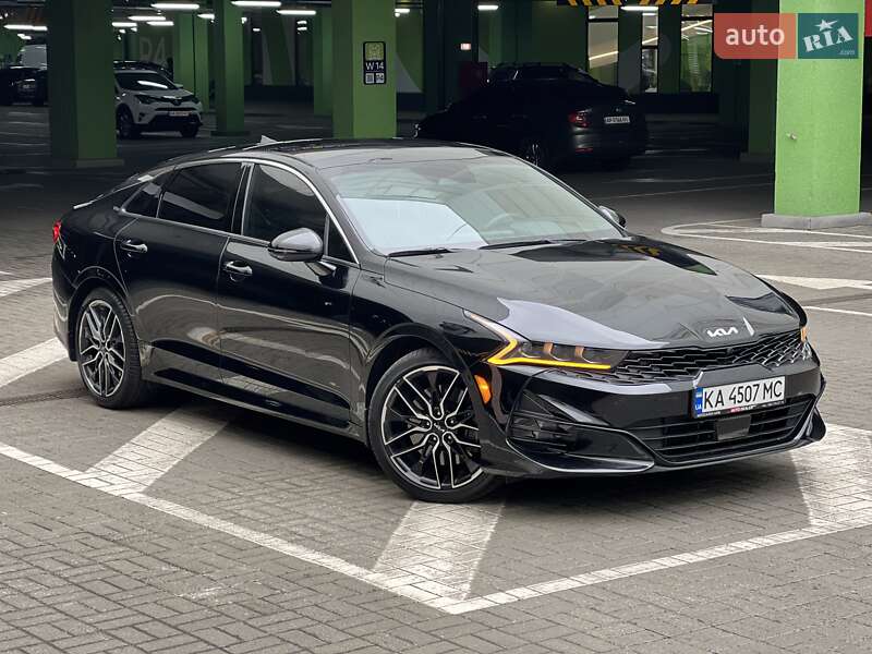 Kia K5 2023