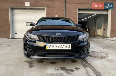 Седан Kia K5 2015 в 