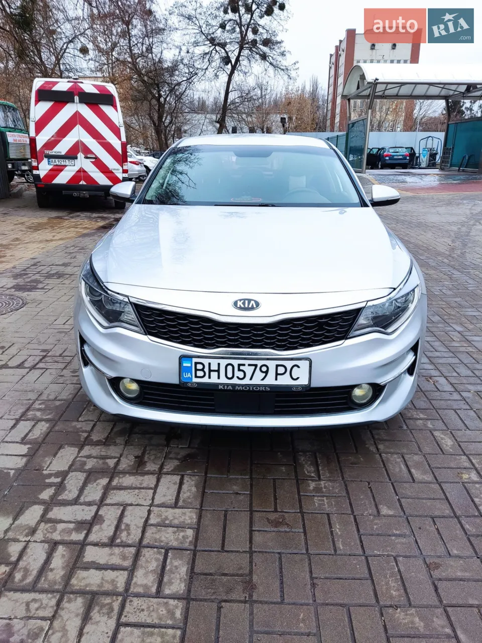 2016 Kia K5 - мініатюра 17