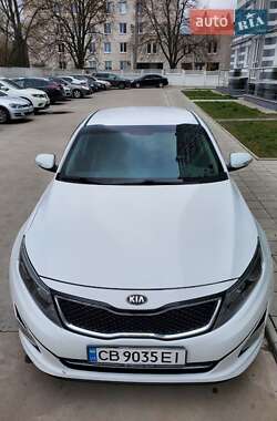 Седан Kia K5 2015 в 