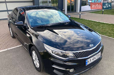 Седан Kia K5 2015 в 