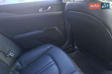 Седан Kia K5 2020 в 