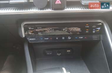 Седан Kia K5 2020 в 