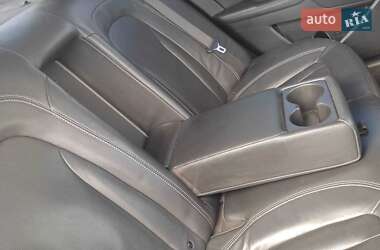 Седан Kia K5 2011 в 