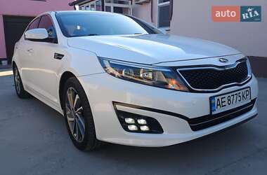 Седан Kia K5 2014 в 