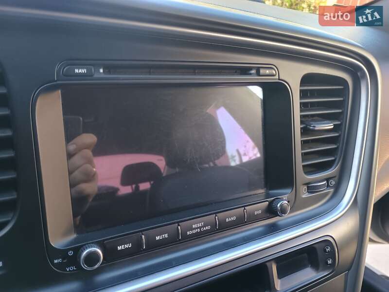 Седан Kia K5 2014 в Дніпрі