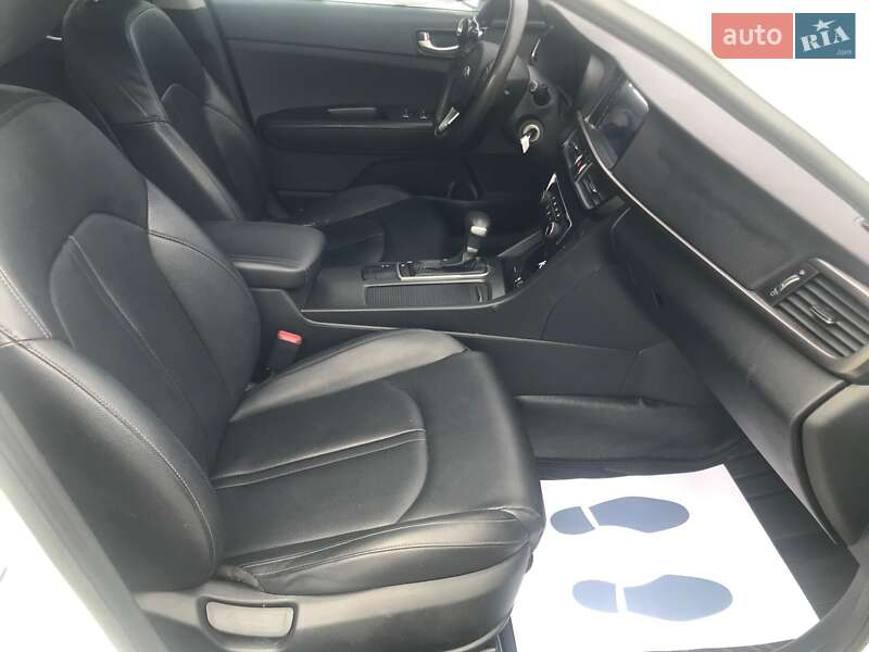 Седан Kia K5 2017 в Києві