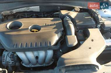 Седан Kia K5 2016 в 