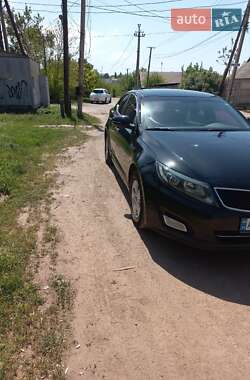 Седан Kia K5 2015 в 