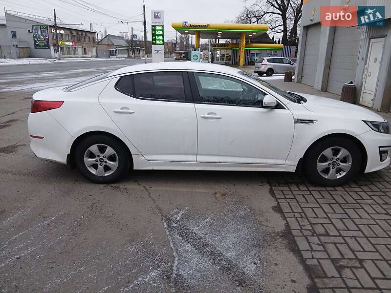 Седан Kia K5 2014 в Вінниці