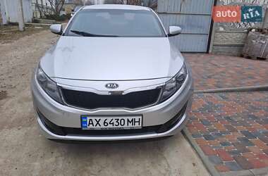Седан Kia K5 2012 в Днепре