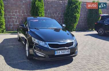 Седан Kia K5 2012 в 