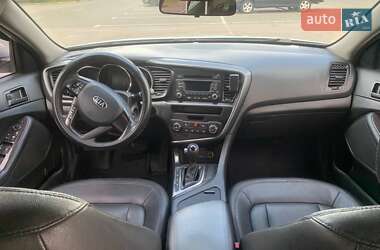 Седан Kia K5 2013 в 