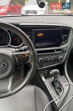Седан Kia K5 2014 в 